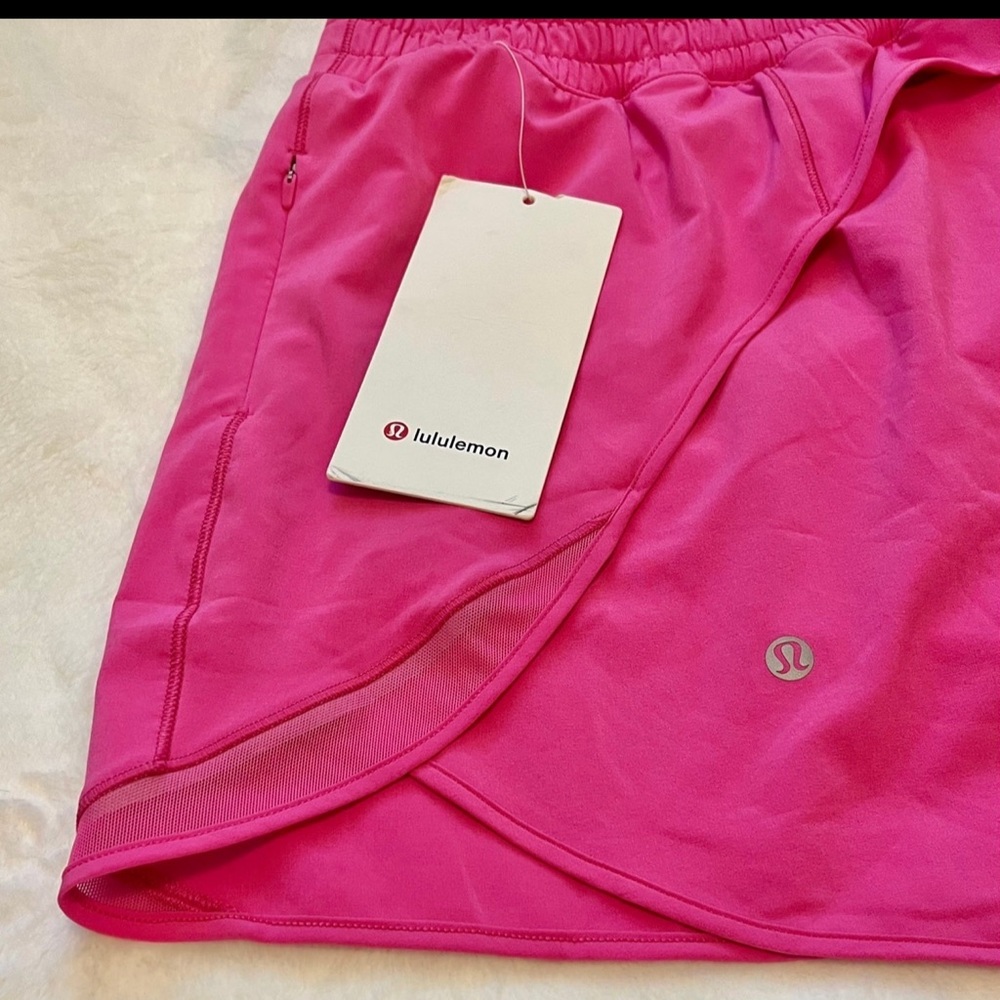 Lululemon Hotty Hot Skort size 6 NWT